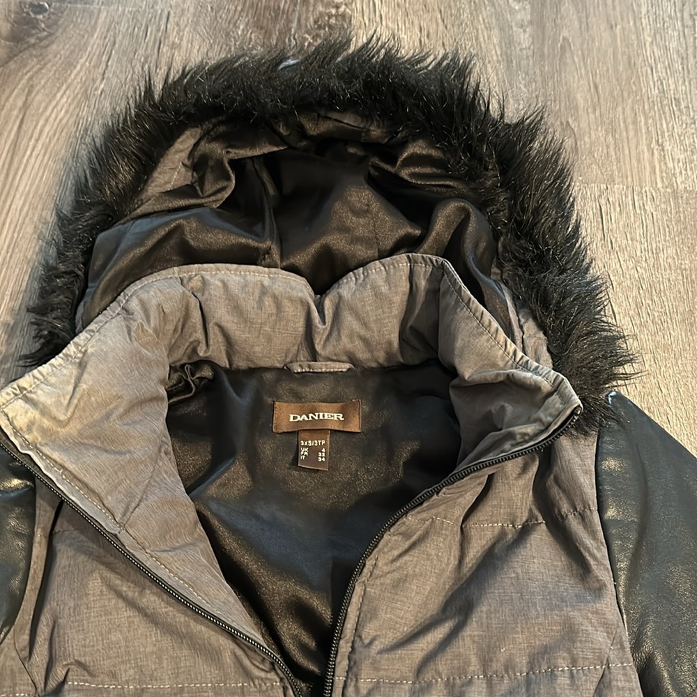 Danier Winter Jacket - image 5